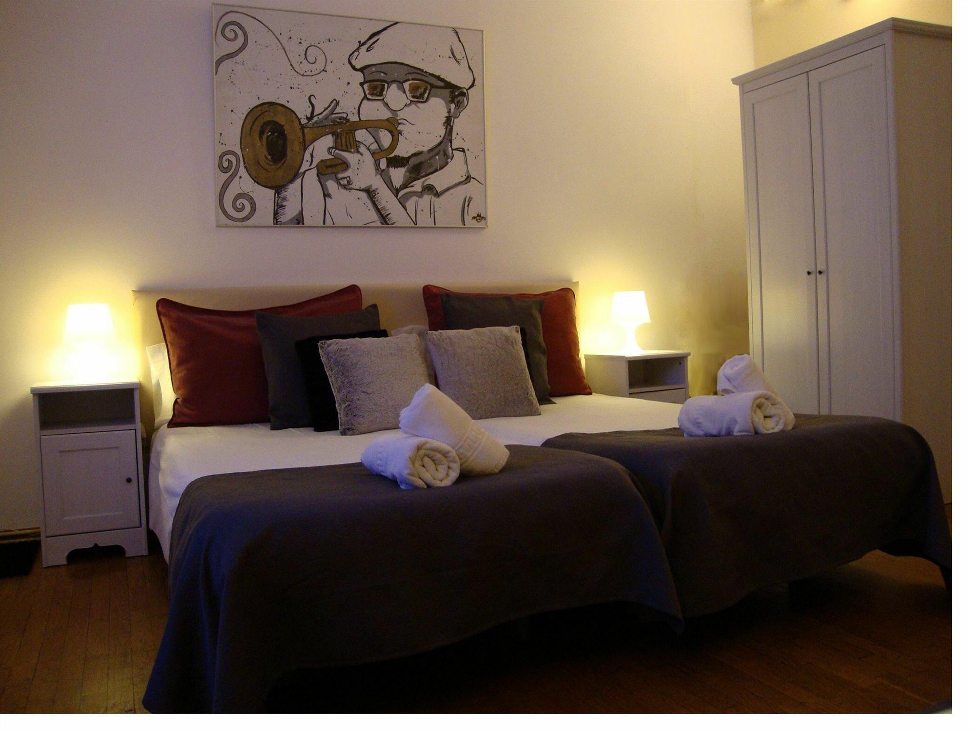 Petit Hotel บาร์เซโลนา ภายนอก รูปภาพ